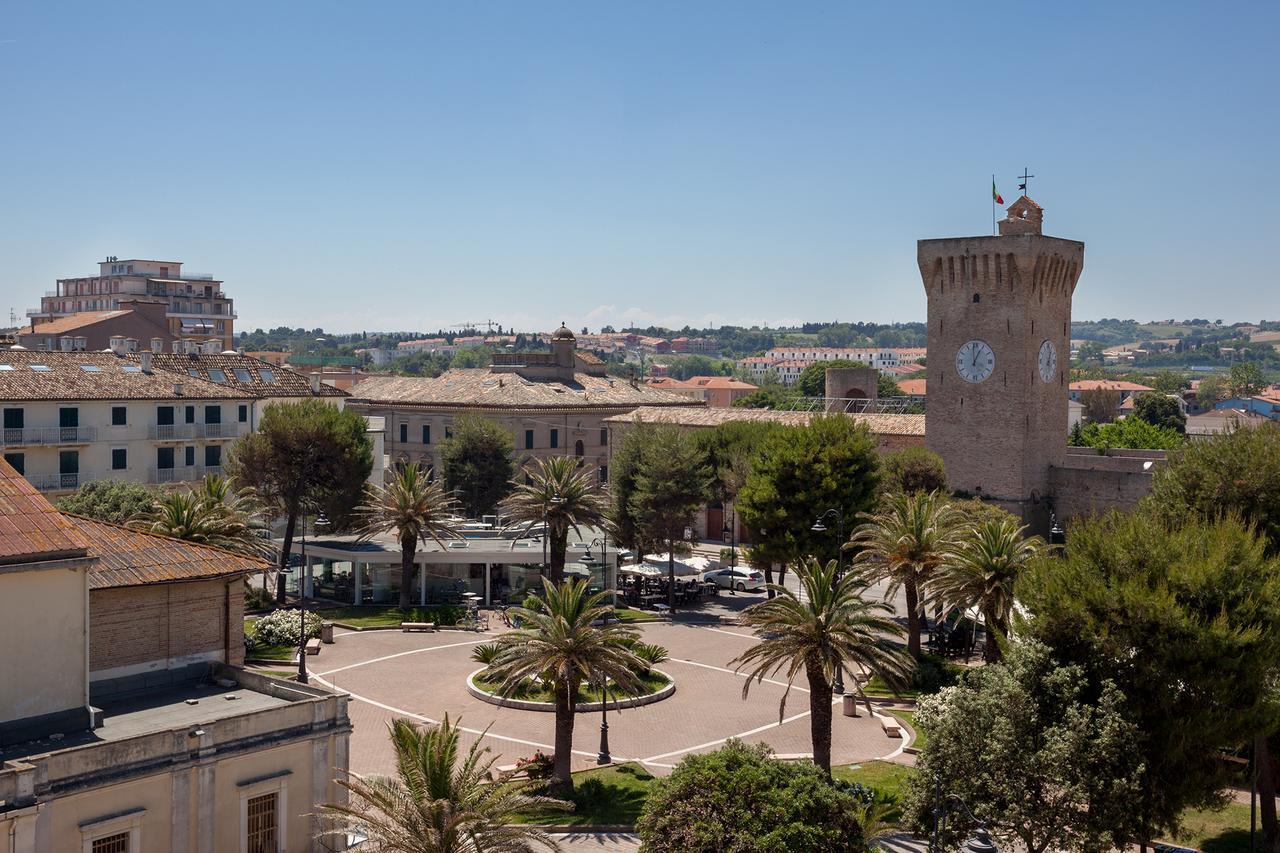 Hotel Bianchi Nicola Porto Recanati Exterior photo