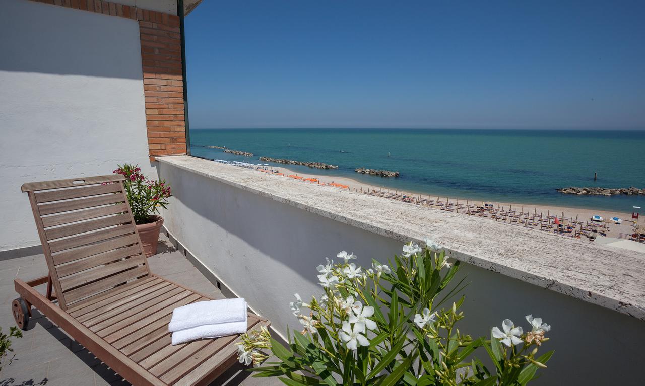 Hotel Bianchi Nicola Porto Recanati Exterior photo
